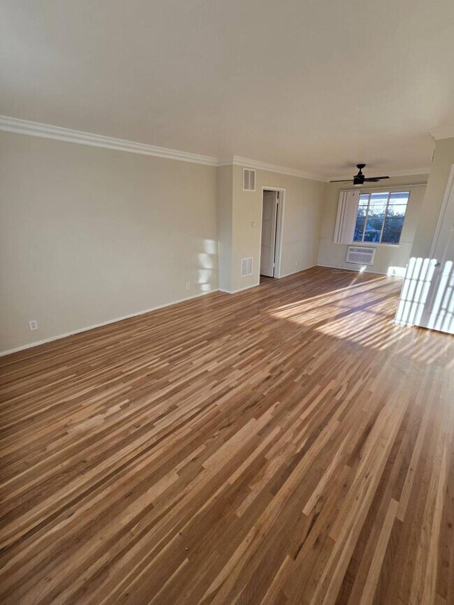 Foto del edificio - 1.0 bedroom in Pasadena California 91106
