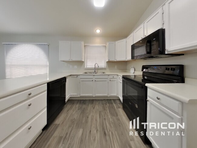 Foto del edificio - 8961 W Kathleen Road Peoria AZ