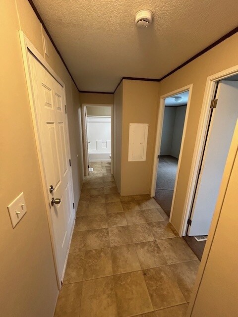 Building Photo - 300 Bierney Creek Rd