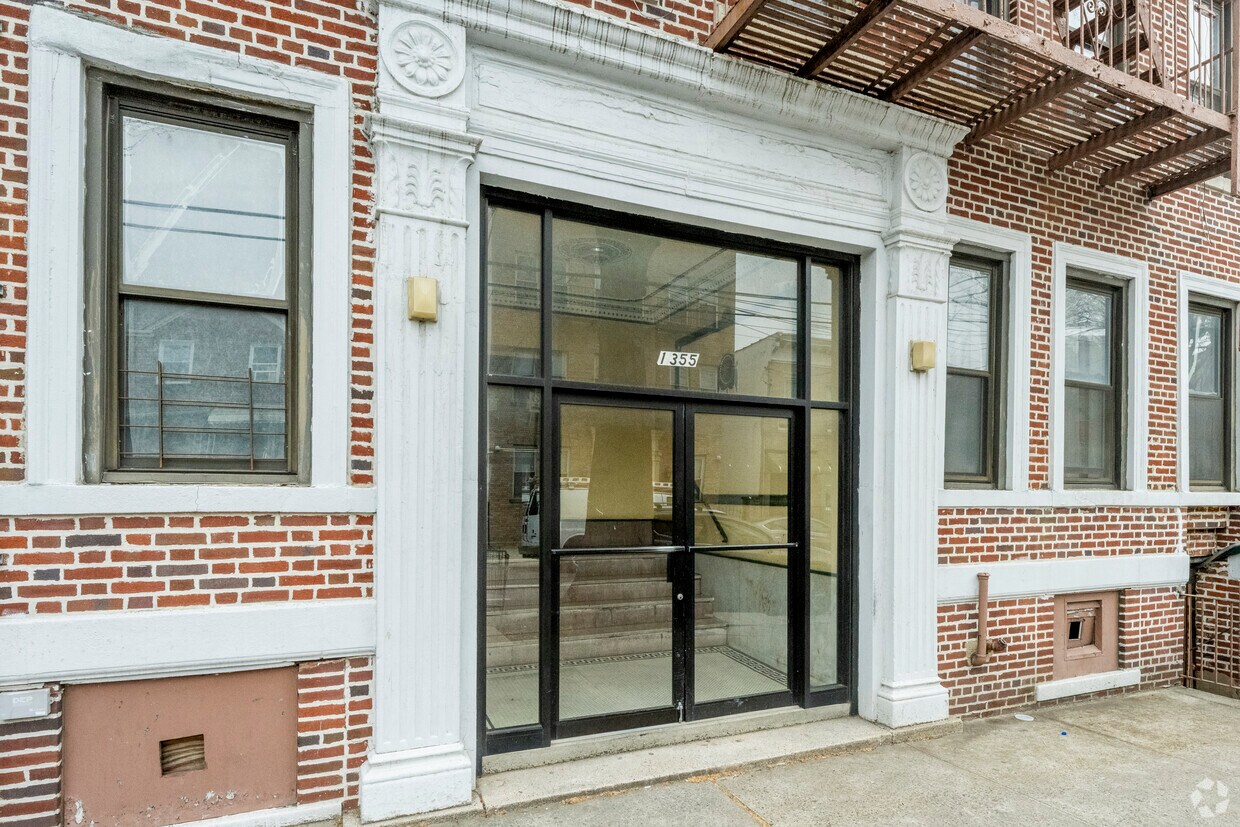 Entrance - 1355 64th St
