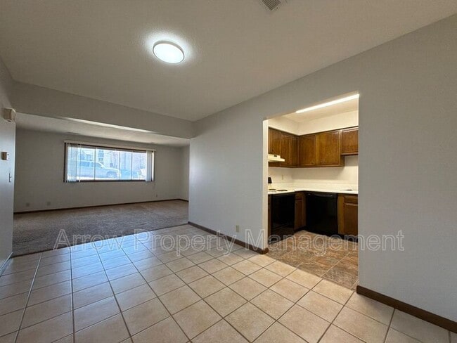 Foto del edificio - 3831 S 46th St