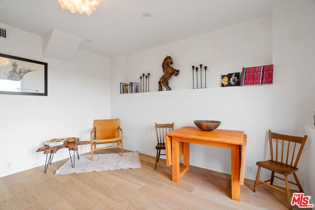 Building Photo - 1432 Penny Rd