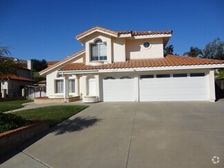 Building Photo - 5175 Frazee Rd