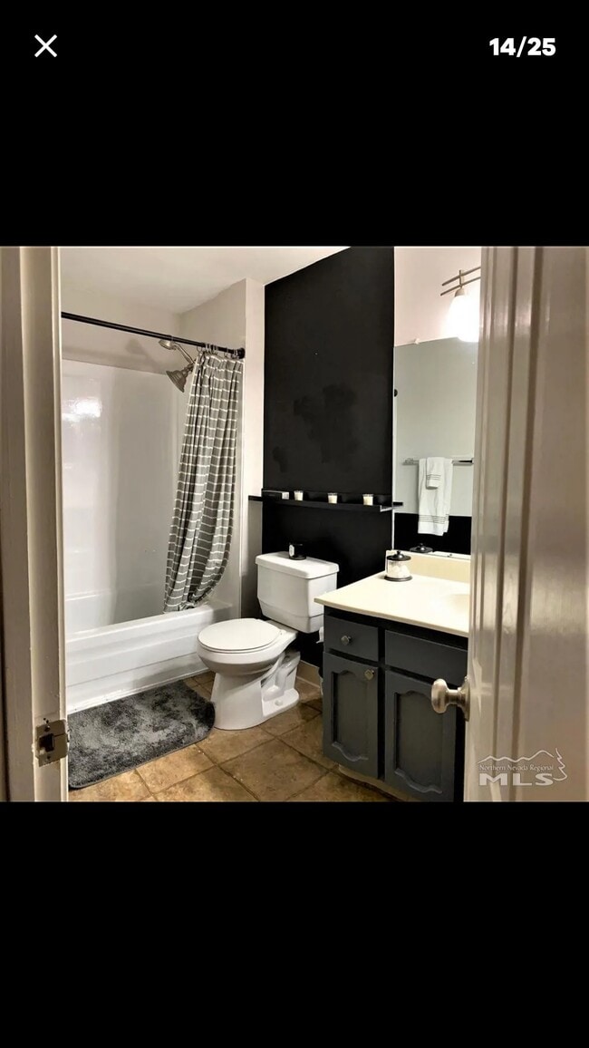 Foto del edificio - 7630 Bluestone Dr