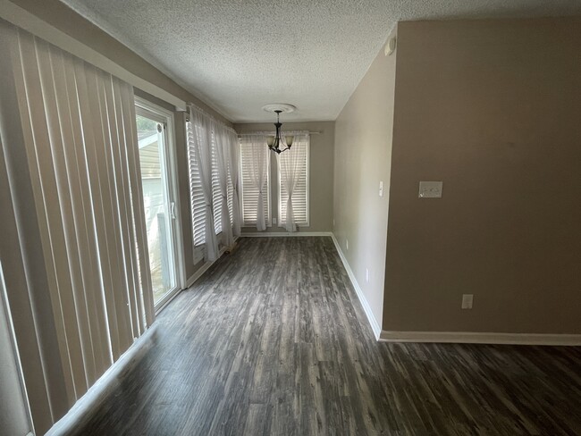 Building Photo - 3752 Tait Terrace