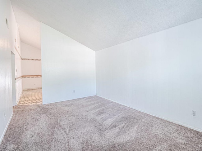 Foto del edificio - 2355 Buttonwood Ct