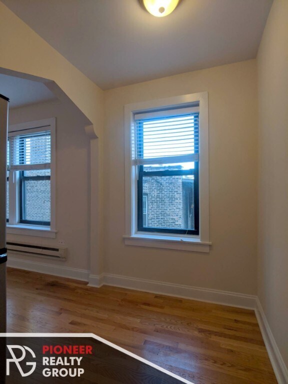 Foto del edificio - Gut rehab in Lakeview