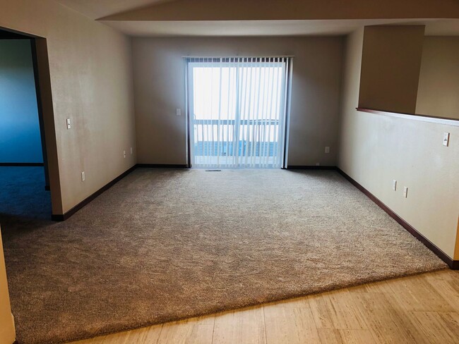 Foto del edificio - Townhome - Stonebridge Farms