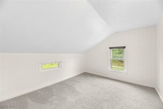 Building Photo - 3060 Ravenna St