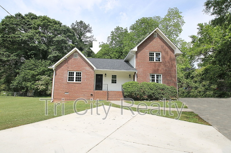 Primary Photo - 105-A Rose Court