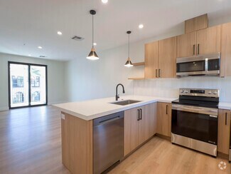 Building Photo - 51480 Desert Club Dr