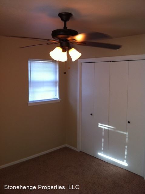 Building Photo - 4 br, 2 bath House - 2936 Woodview