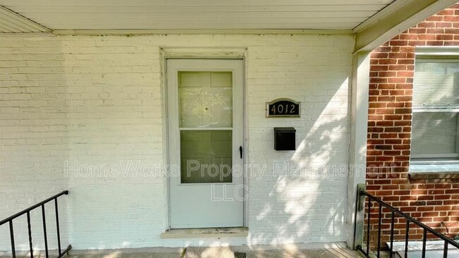 Building Photo - 4012 Clarks Ln