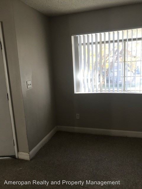 Foto del edificio - 1914 Dwarf Star Dr