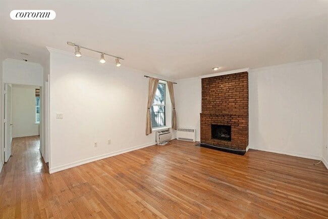 Building Photo - 164 W 83rd St