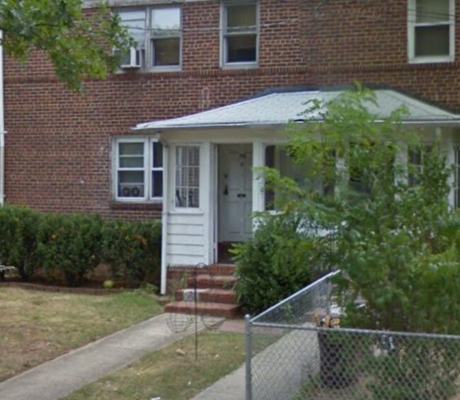 Foto del edificio - 773 Linden Av