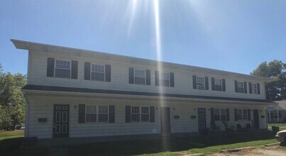 Building Photo - 405-A Church