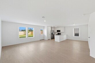 Building Photo - 629 Craven St