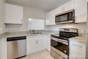Building Photo - 5060 SW 64th Ave