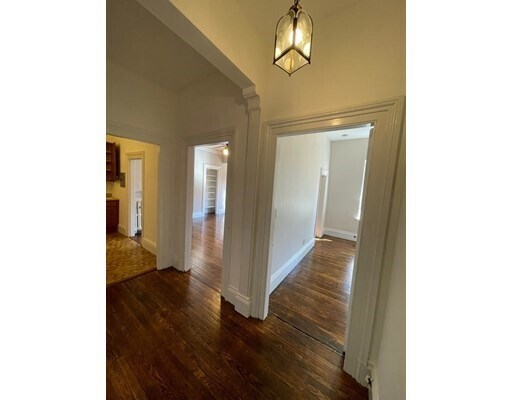 Building Photo - 25 Marlborough St