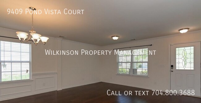 Foto del edificio - 9409 Pond Vista Court