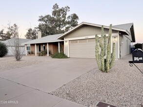 Curb Appeal - 11625 S Mohave St
