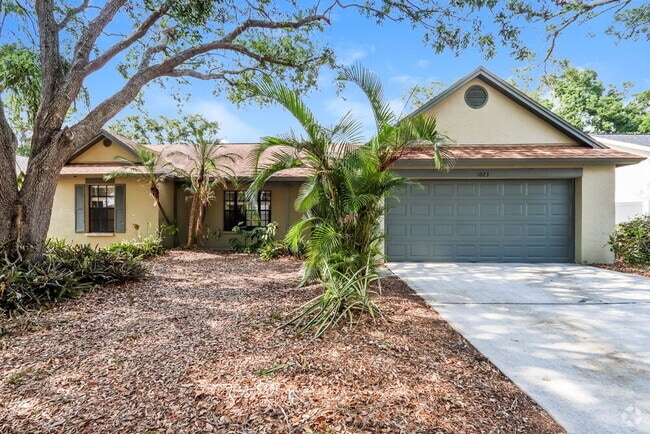 Building Photo - 1023 Malletwood Dr