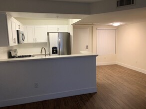 Park Regency Apartments photo'