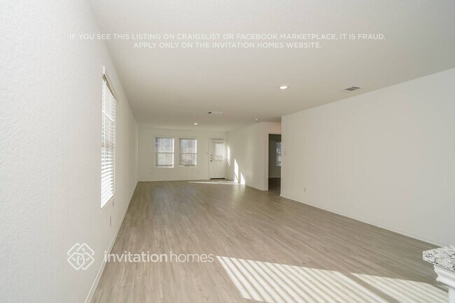 Building Photo - 10239 Devon Wheel St