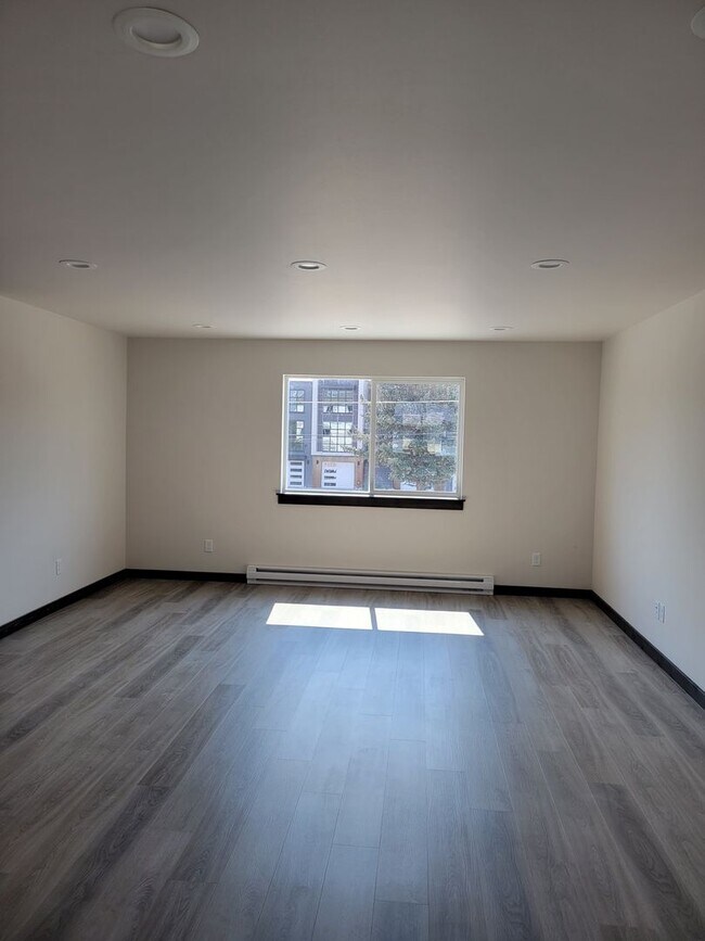 Foto del edificio - 93 W Jefferson Ave