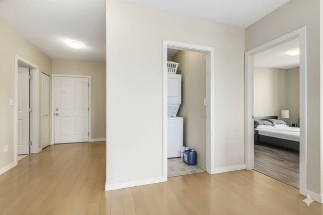 Photo du bâtiment - 511 Rochester Av