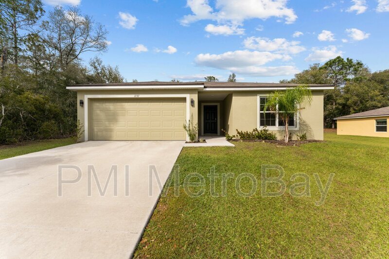 Primary Photo - 1737 W Country Club Blvd