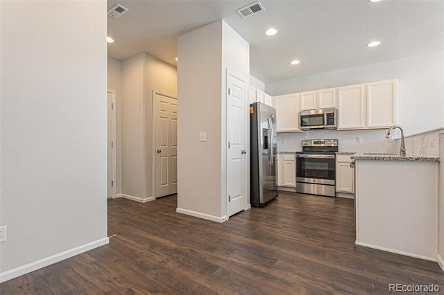 Foto del edificio - 6529 N Dunkirk St