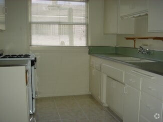 Building Photo - 1517 Pontius Ave