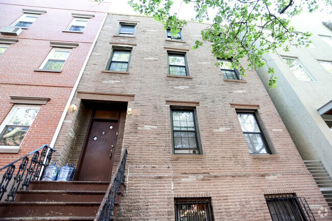 Foto del edificio - 319 Union St