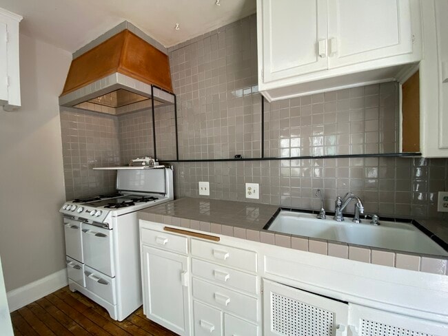 Foto del edificio - 135 Clubhouse Ave