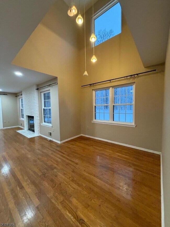 Foto del edificio - 41 Manor Dr