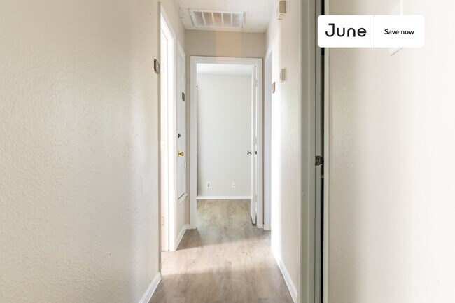 Foto del edificio - 1212 Bonnie Brae St