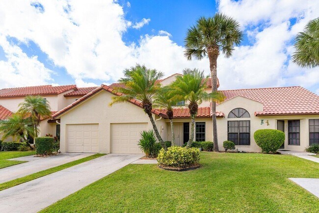 Foto del edificio - 10325 Hidden Springs Ct