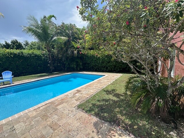 Foto del edificio - 6740 SW 52nd St