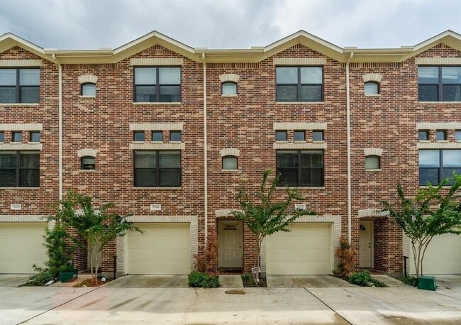 Building Photo - 2710 Hullsmith Dr