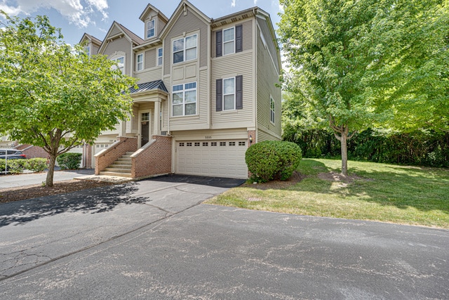 Foto principal - 3355 Kentshire Cir