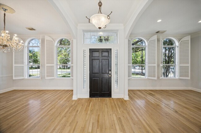 Foto del edificio - 4601 Mimosa Dr