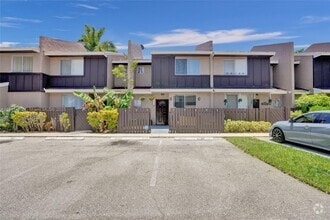Building Photo - 1359 Sussex Dr