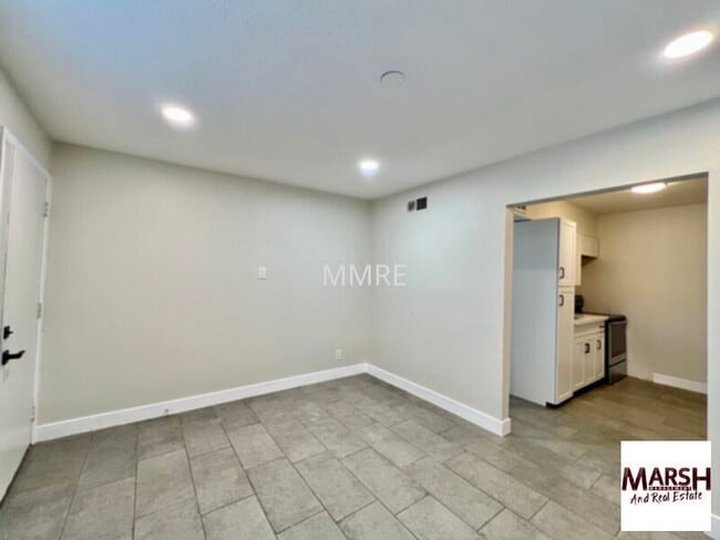 Photo - Updated 2 bedroom apartment in Tempe close to ASU!