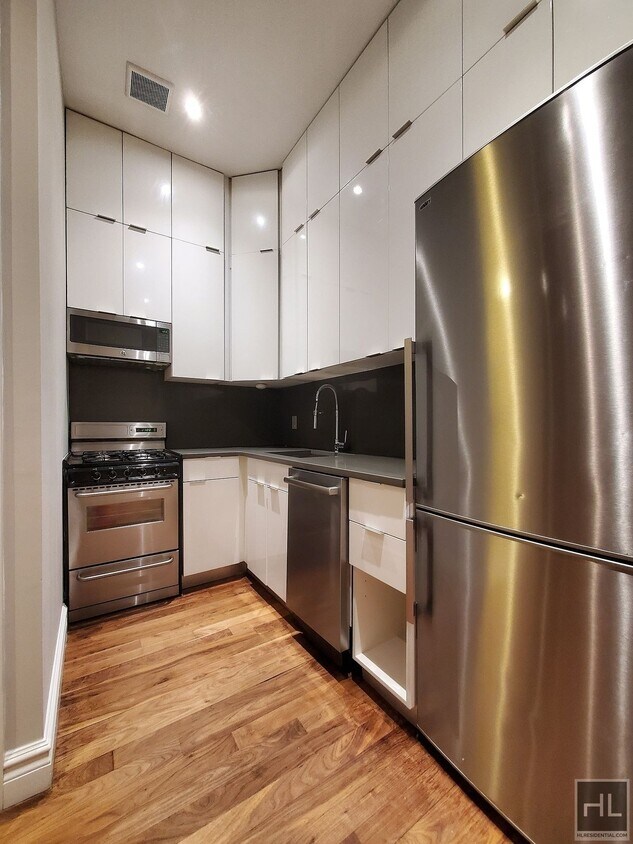 Foto del edificio - East 75th Street