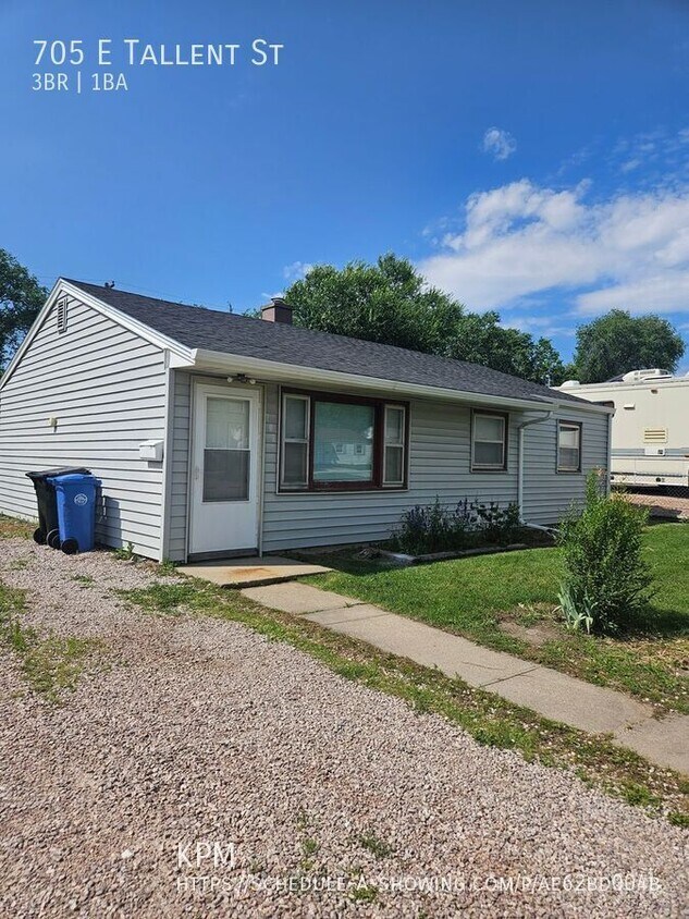 Primary Photo - 705 E Tallent St