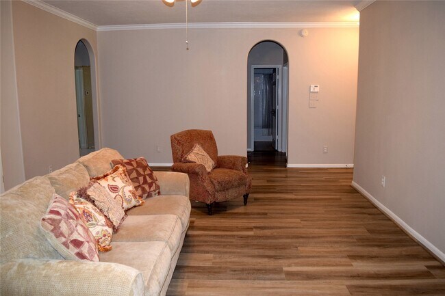 Foto del edificio - 12918 Meadow Springs Dr