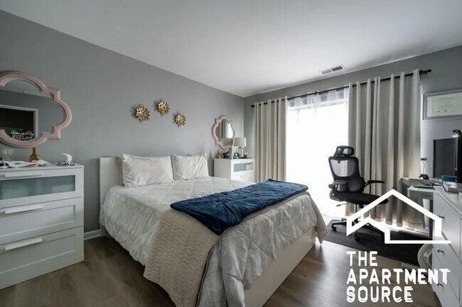 Foto del edificio - 2310 N Harlem Ave