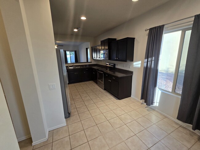 Building Photo - 34279 S Colony Dr